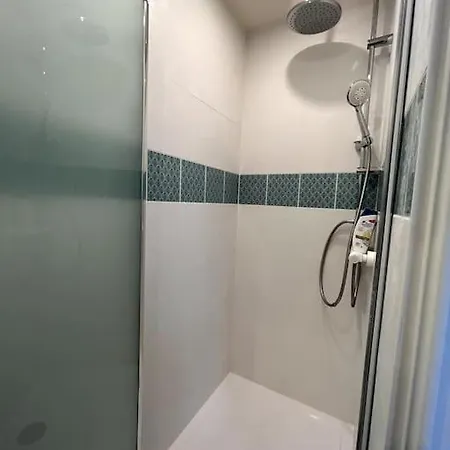 Apartamento Proche De Paris - 3 Minutes Du Metro Levallois-Perret